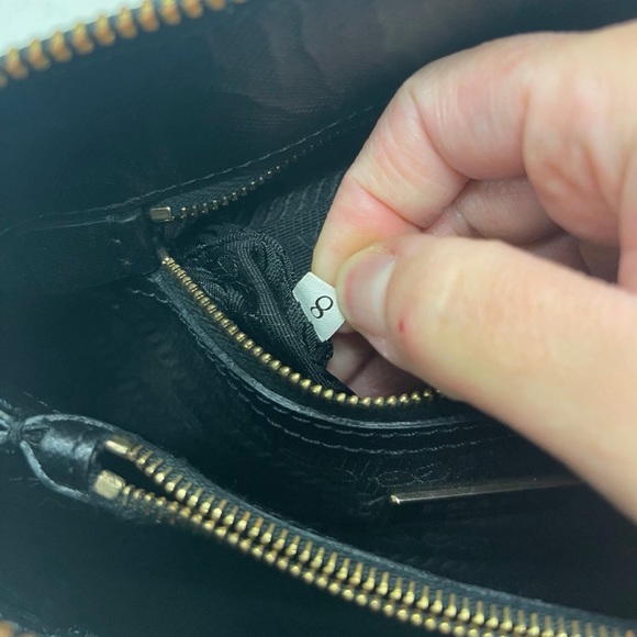 Prada Small Saffiano Bag - Picture 5 of 6